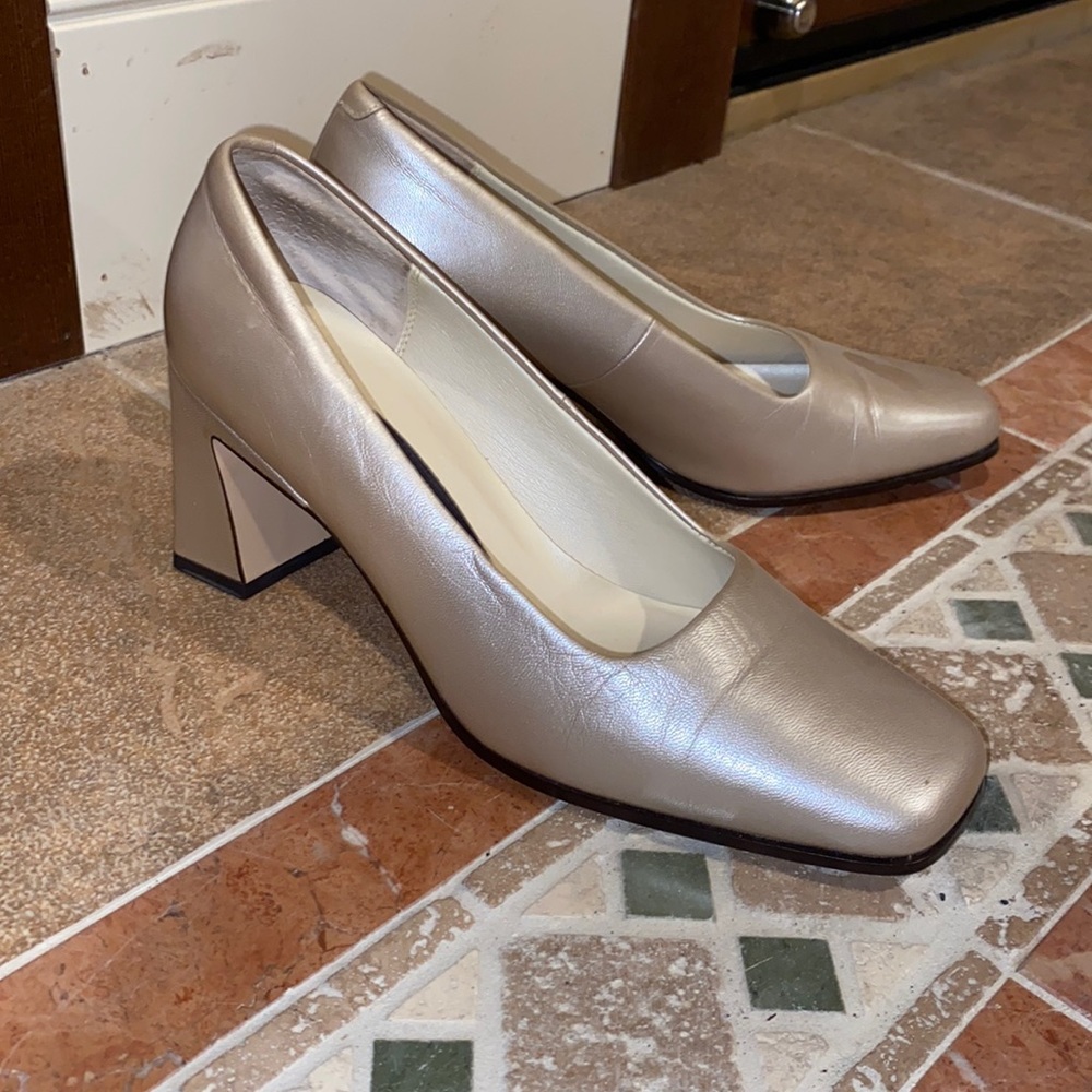 Champagne Pumps - Size 6